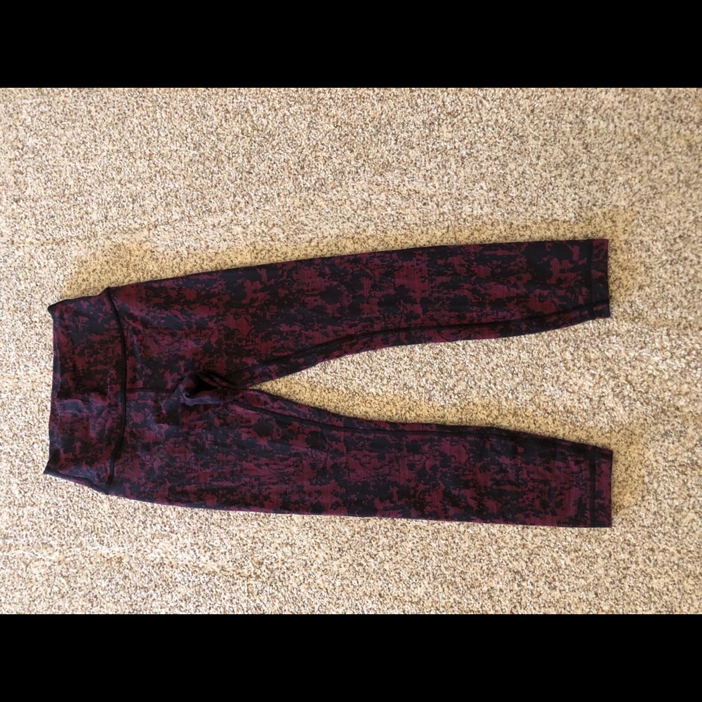 Lululemon leggings 25” sz 6